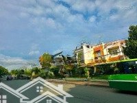 Bán Tòa Nhà Căn Hộ Dịch Vụ - 4 Lầu + Hầm - Dòng Tiền Ổn Định 1 Tỷ/Năm - Giá Chỉ 25 Tỷ