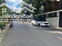 Cực Hiếm! Nhà Vip K300, 1 Hầm 3 Tầng, Ngang 8M Gần Sân Bay, Giá Tốt!