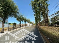 Chính Chủ Gửi Bán 8 Căn Nhà Phố - Biệt Thự Kdc Sadeco Ven Sông Q7 - Dt: 5X18M 7X18M - Giá Bán 13,5Tỷ