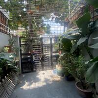 BÁN NHÀ MẶT PHỐ 72M2, 5PN GIÁ TỐT TẠI- SỐ 7, LÔ D CƯ XÁ PHÚ LÂM ( LÝ CHIÊU HOÀNG) P.10, Q.6,
