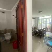 BÁN NHÀ MẶT PHỐ 72M2, 5PN GIÁ TỐT TẠI- SỐ 7, LÔ D CƯ XÁ PHÚ LÂM ( LÝ CHIÊU HOÀNG) P.10, Q.6,