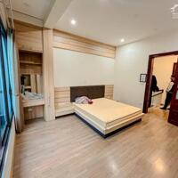 Bán nhà phân lô Hoàng Văn Thái, 50m, 4 tầng, kinh doanh,  ô tô tránh