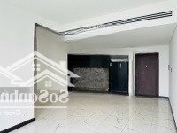 Lầu Đẹp, Số Đẹp, Giá Đẹp. Bán Nhanh Căn Hộ 2 Phòng Ngủview Trực Diện Sông Với Giá Bán Chỉ 18.3Tỷ Bao Hết