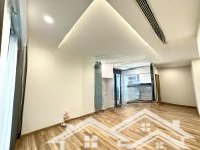 Chính Chủ Cho Thuê Căn Hộ 12 Toà R3 Onsen 3Pn2Vs Tại Swan Lake Onsen, Ban Công Đông Nam Mát Mẻ