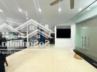 Bán Nhà Mới Xây Trung Tâm Cầu Giấy - Mặt Ngõ Thông - 6M Mặt Tiền Lộc - Tặng Full Nội Thất Xịn