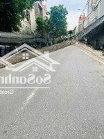 Chính Chủ Nhờ Bán Lô 100M2 Mặt Hồ Tân Xã Kinh Doanh Sầm Uất Nhất Hoà Lạc. Giá Chỉ 160 Triệu/M2.
