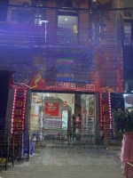 Nhà Mặt Phố Cho Thuê Tại Đường Nguyên Hồng , Cực Kỳ Phù Hợp Làm Nhà Hàng, Quán Cơm ...