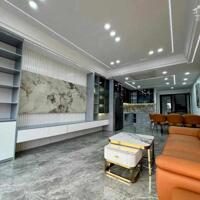 56M x 7T PHỐ TRẠM LONG BIÊN THANG MÁY - K.DOANH - NGÕ TO HƠN PHỐ - 2 ÔTÔ NGỦ TRONG NHÀ