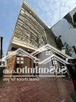 Quá Nét! Nhà Đẹp Phố Trạm, Long Biên, Diện Tích Rộng Xây Mới, Nhiều Tiện Ích, Giao Thông Thuận Lợi