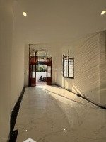 Quá Nét! Nhà Đẹp Phố Trạm, Long Biên, Diện Tích Rộng Xây Mới, Nhiều Tiện Ích, Giao Thông Thuận Lợi