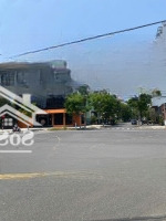 Góc 2Mặt Tiềnđường 10M5 Sát Vương Thừa Vũ -Diện Tíchhơn 250M2 - Giá 100 Triệu/M2 - Xây Được Cao Tầng