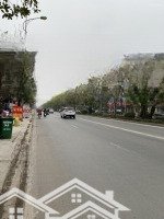 Chính Chủ Bán Gấp Căn Nhà Sát Mặt Phố La Khê 40M2 X 5 Tầng, Vị Trí Trung Tâm. Ô Tô Đỗ Cửa