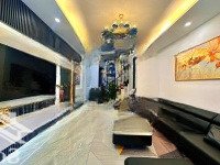 Phân Lô Vip Nguyễn Trãi Diện Tích: 60M X 5T Mt5M Nhà Dân Xây Bãi Xe 24/24 Full Nội Thất Dân Trí Cao Hơn 12Đ