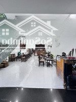 Nhà Gốc Dân Xây Độc Lập. Sau Nhà Mặt Đường Trung Lực, Đường 3 Ô Tô Tránh Nhau,