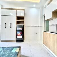 Căn hộ studio ban công thoáng mát ngay trung tâm Q10