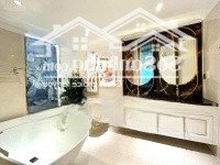 Siêu Phẩm Góc 2 Mặt Tiền Nguyễn Trãi ,P.bến Thành Q.1 -Dt: 8.2X20M 7 Lầu Hđt 350 Triệu/Th Giá Bán 150Tỷ