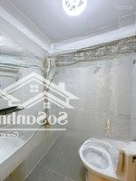 Bán Nhà Phú Nhuận, Ô Tô Đổ Cửa. Thuận Tiện Cho Thiết Kế Mới, Kinh Doanh Vô Tư. Giá Nhỉnh 6 Tỷ.