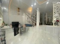 Chủ Nhà Định Cư Cần Bán Biệt Thự Mỹ Thái 1 - Phú Mỹ Hưng Nhà Đẹp