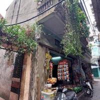 HIẾM - HƠN 4 TỶ CÓ NGAY NHÀ MẶT PHỐ HOÀN KIẾM - LÔ GÓC 2 THOÁNG - KINH DOANH - Ô TÔ , ,