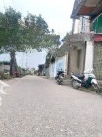 Mặt Đường 7M - 3 Ô Tô Tránh Ngay Đường 277