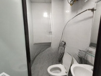 Cho Thuê Nhà 2.5 Tầng Diện Tích Tổng Là 250M2 Mặt Phố Lạc Long Quân, Tây Hồ, Hà Nội: 0981222026