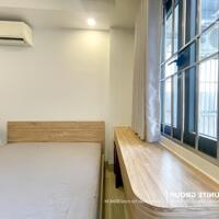Căn Hộ Cho Thuê Ban Công Lớn ở Nguyễn Gia Trí quận Bình Thạnh