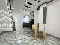 Nhà Cho Thuê Mới 100% 2 Phòng Ngủfull Nội Thất Đẹp Ngay Chợ Phú Hoà - Tdm - Bình Dương