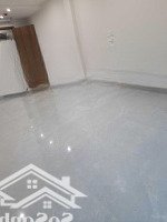 Xuân La Cho Thuê Sàn Văn Phòng 30M2 Thông Sàn, Tòa Nhà Mới Xây 2024 Đẹp Mới Giá 5.5 Triệu/Tháng