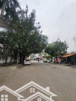Nóng Bỏng Tay Luôn Ạ- Bán Căn Hộ Dịch Vụ Sát Cao Đẳng Fpt- Ô Tô Tránh + Lô Góc Diện Tích Đất 50M2