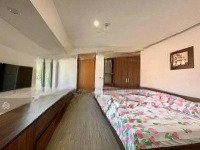 Biệt Thự Hồ Bơi Đà Nẵng- Có 6 Tầng Có 32 Phòng, Gần Khu Nam Việt Á Và Bùi Tá Hán, Doanh Thu 135 Tr