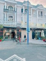 Chính Chủ Cần Bán Shophouse 1 Triệuệt 2 Lầu - 3 Phòng Ngủ 4 Vệ Sinh-100M2 -Shr -3,3Tỷ