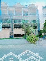 Chính Chủ Cần Bán Shophouse 1 Triệuệt 2 Lầu - 3 Phòng Ngủ 4 Vệ Sinh-100M2 -Shr -3,3Tỷ