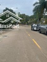 Cần Bán Lô Đất Đường B Khu Tthc Tp Dĩ An Bd