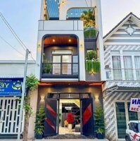 Nhà 3 tầng mới full nội thất KDC Hồng Loan Cái Răng