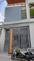 Chủ Cần Bán Ngôi Nhà 1 Triệuet 2 Lầu Phú Mỹ-Bình Duong Vị Trí Cách Nhựa Dx006 30M Sân Xe Hơi Giá Bán 3Ty450