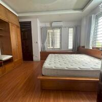 Cho thuê nhà 5 tầng Phố Hoàng mai, 35m2, 3 ngủ khép kín, Full đồ 12.5 Triệu
