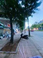 Bán Nhà Mặt Phố Nguyễn Văn Cừ, Vị Trí Đẹp Nhất Phố, Kinh Doanh Đẳng Cấp: Diện Tích: 130M; 4T; Mt8M; Nhỉnh 50