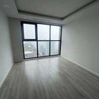 Cho thuê căn hộ cao cấp BRG Lê Văn Lương, 155m2, 4 ngủ, 3 WC ở gia đình, vào được ngay