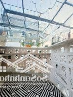Mặt Phố Lê Đại Hành, Hai Bà Trưng. Nhà 6 Tầng, Thang Máy, Diện Tích: 66M2.Sát Công Viên,Kinh Doanh. Giá:31Ty