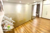 Ngay Mặt Đường Văn Tiến Dũng - Full Nội Thất - Máy Giặt Riêng - Ô Tô Đỗ Cửa K Mất Phí - Có Bảo Vệ