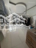 Chủ Gấp Bán - Nhà Đẹp 3 Tầng - Giá Mới Chỉ 9.X Tỷ