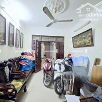 Bán nhà trong ngõ Tân Mai, 38m2, 5 tầng