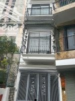 Ngõ Thông Rộng - Bán Nhà Siêu Thoáng -Full Nội Thất - 5 Tầng - Để Ở Miễn Chê - Gía Chỉ 6Ty3
