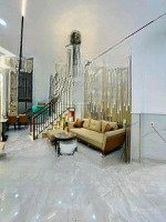 Bán Nhà Đẹp Mặt Tiền Đường Lữ Gia -Phường 15 - Quận 11. Giá Bán 3Tỷ260/67,8M2. Đang Cho Thuê 25 Triệuiệu