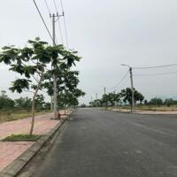 Cần bán lô đất bên hông chợ, giá chỉ 2,3 tỷ