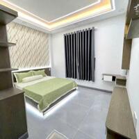 Siêu Phẩm 6 Tầng, Huỳnh Thị Hai, 60m2, Cực đẹp lung linh Đường 5m Thông Tứ Tung xe hơi ngủ trong nhà