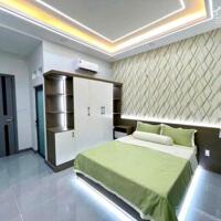 Siêu Phẩm 6 Tầng, Huỳnh Thị Hai, 60m2, Cực đẹp lung linh Đường 5m Thông Tứ Tung xe hơi ngủ trong nhà