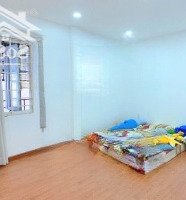 Chính Chủ Bán Nhà Cũ Tiện Xây Mới Ngang 5M Dài 13M Sổ Vuông Hẻm Xe Hơi Gần Mặt Tiền 62M2 Giá Bán 7,7 Tỷ
