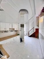 Cần Sang Tên Gấp Nhà Ở Dĩ An 60M2 - Shr Nằm Gần Khu Vực Trung Tâm Nhà Chủ Đang Cho Thuê 5 Triệu/Th