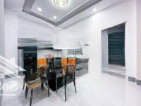 Hạ Thêm 400 Triệu Bán Nhà Hoa Lan P2 Phú Nhuận. 86,4M2 Giá Bán 3Tỷ88 Gần Coopmart Rạch Miễu. Cho Thuê 28 Triệu